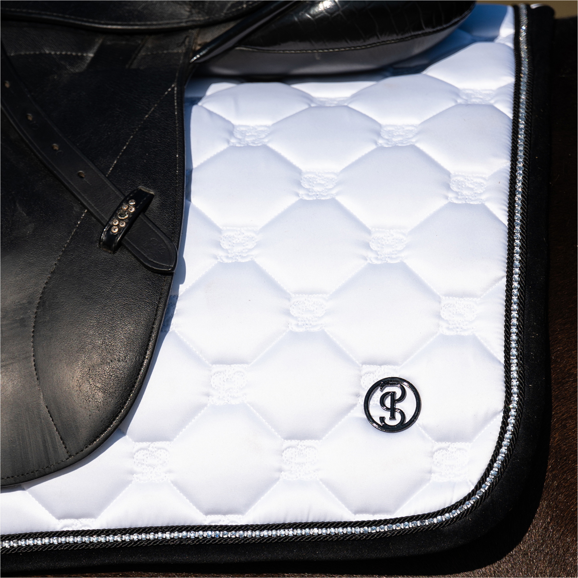 2025 PS of Sweden Vintage Monogram Dressage Saddle Pad 1110-120-090 - White / Black